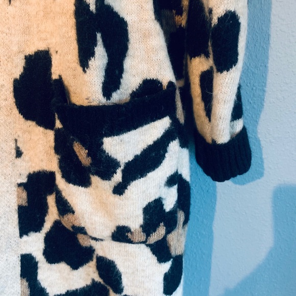 Leopard Cardigan - Picture 2 of 4